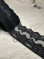 Ornate Filigree Scalloped Lace Border